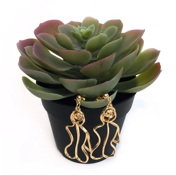 3/$15 New! Female Form Naked Lady Earrings Gold Tone - Picture 8 of 8